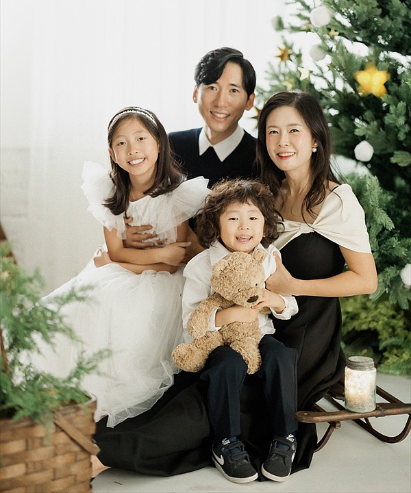 은비, 은율이네 가족사진